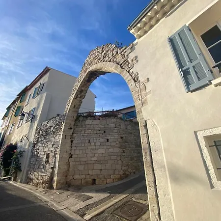 La Sainte Claire 3*