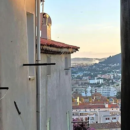 La Sainte Claire Guest house