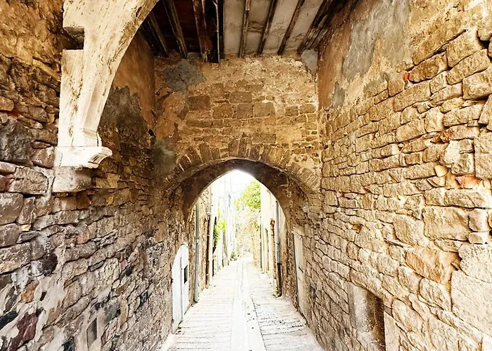 La Sainte Claire Hyères